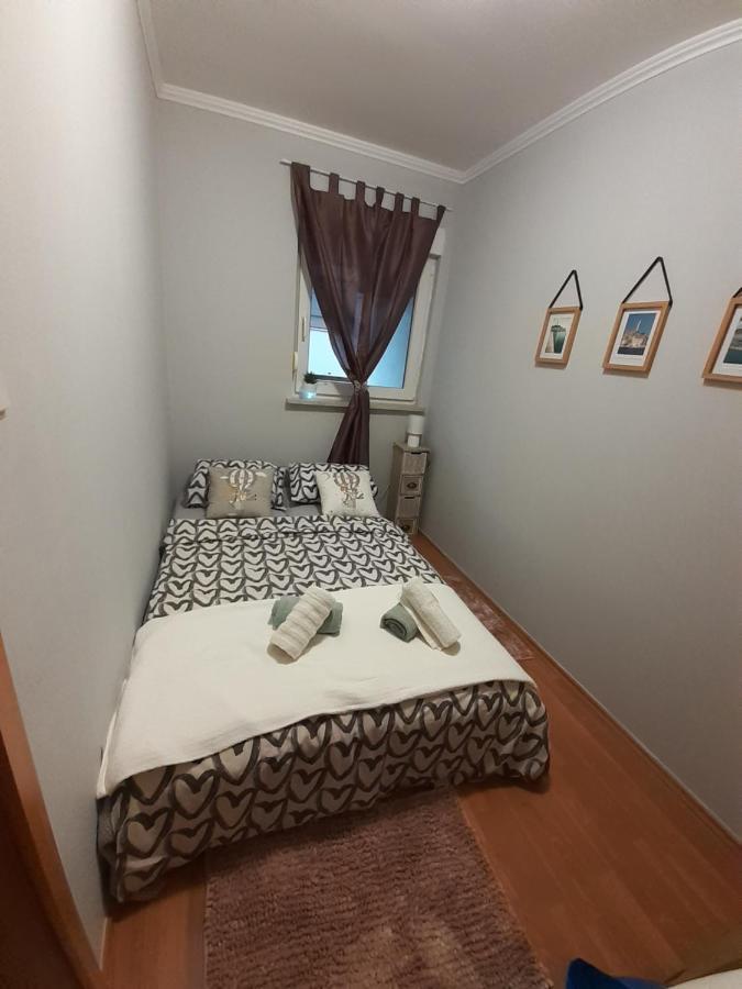 Lola Apartmani โรวีน ภายนอก รูปภาพ