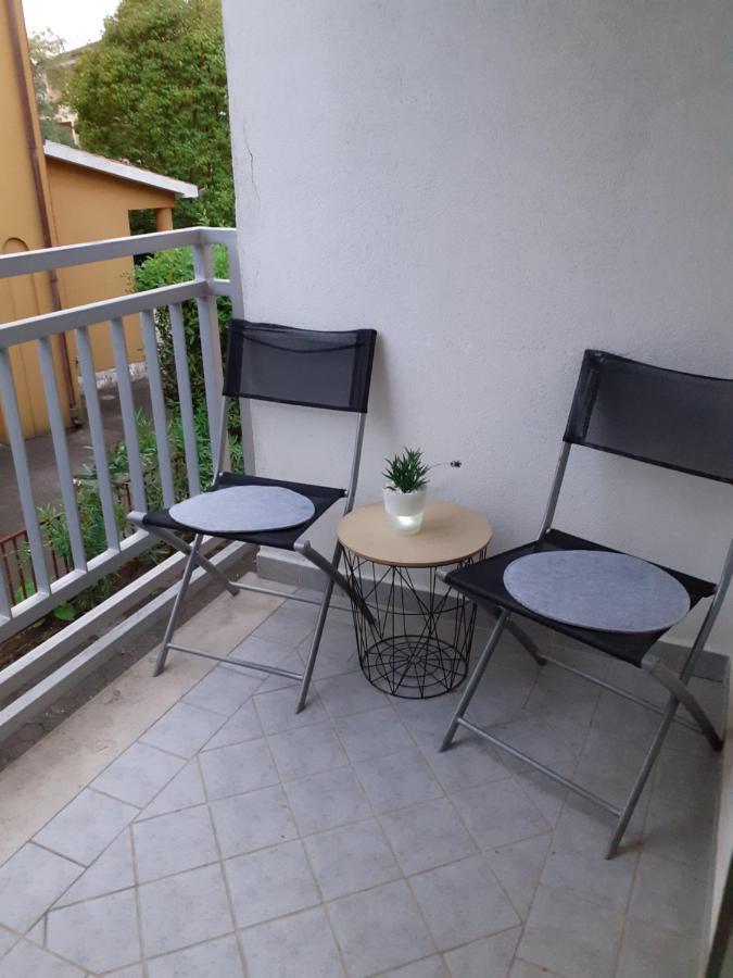 Lola Apartmani โรวีน ภายนอก รูปภาพ